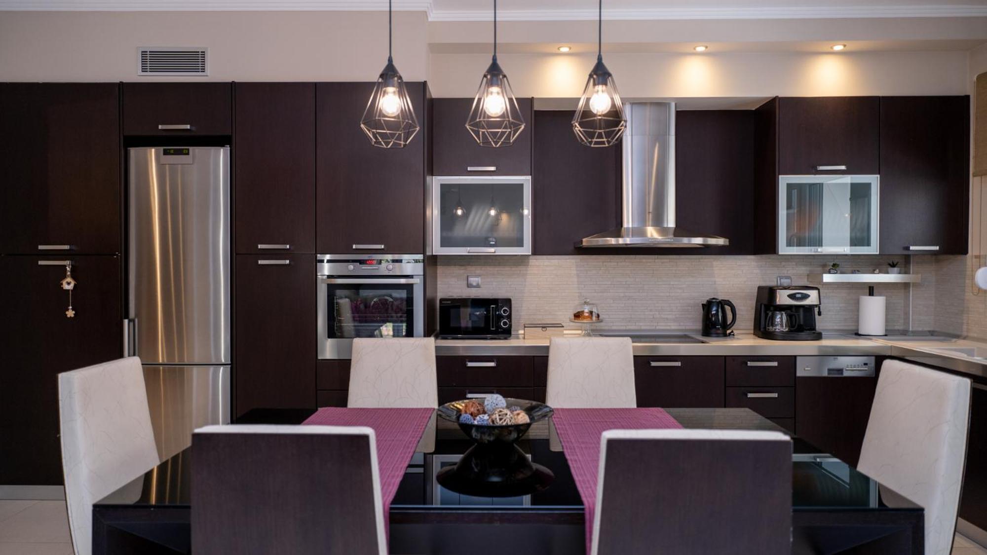 Mary'S Modern And Elegant Apartment Kalampáka Dış mekan fotoğraf