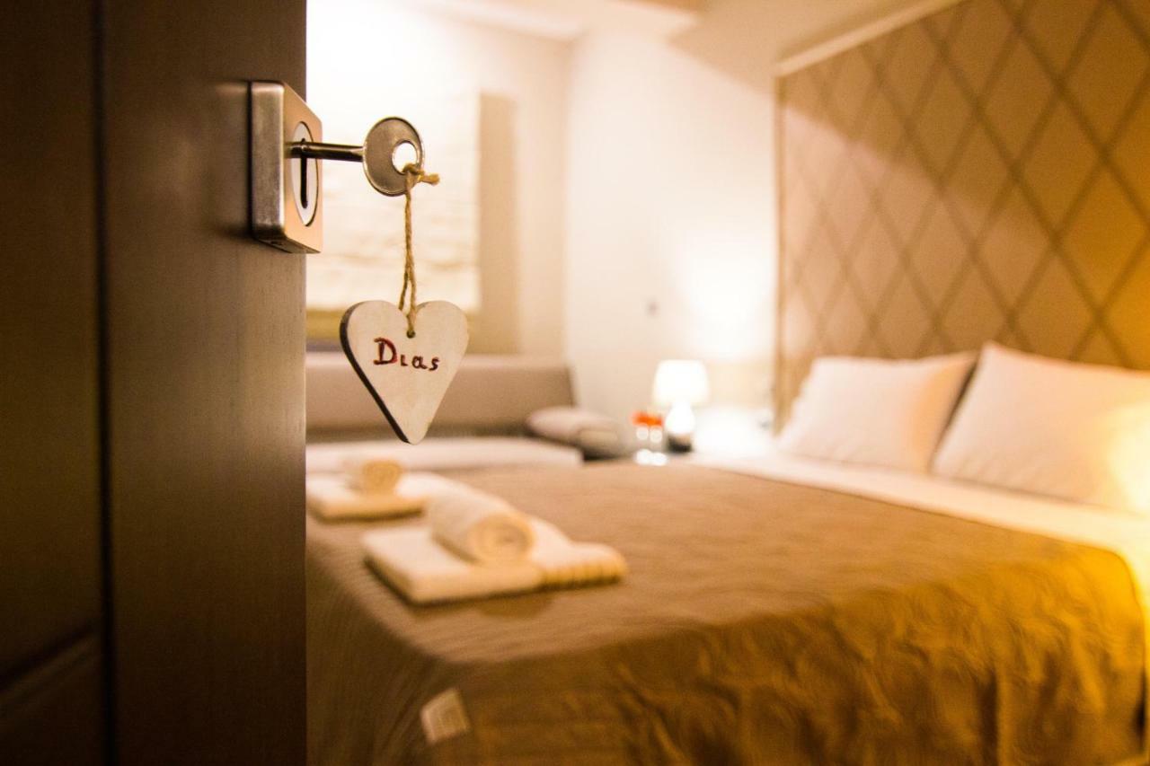 Mary'S Modern And Elegant Apartment Kalampáka Dış mekan fotoğraf